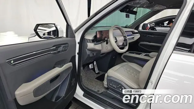 KIA EV9 2024 — 45 137 км, белый, Корея — под ключ — фото 10