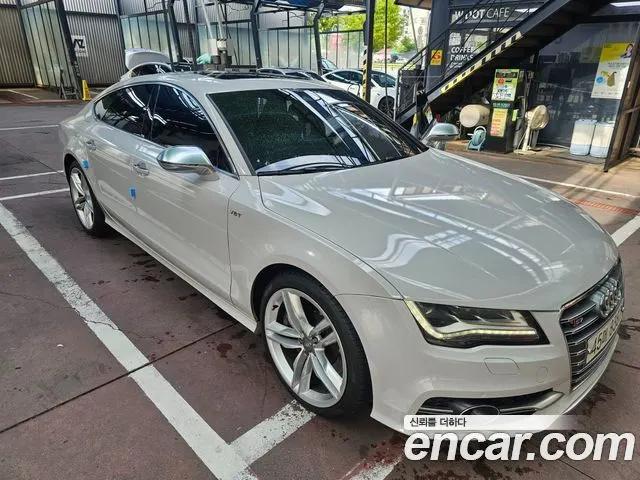 AUDI S7 2013