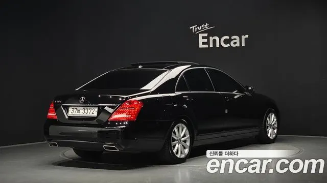 MERCEDES-BENZ S-CLASS W221 2010
