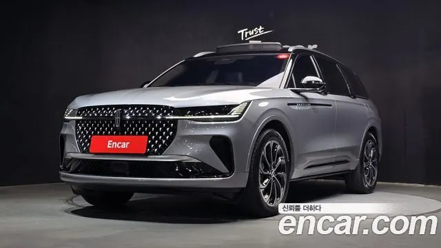 LINCOLN NAUTILUS 2025