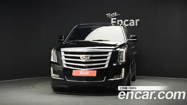 CADILLAC ESCALADE 2018 — 137 929 км, чёрный, Корея — под ключ — фото 3
