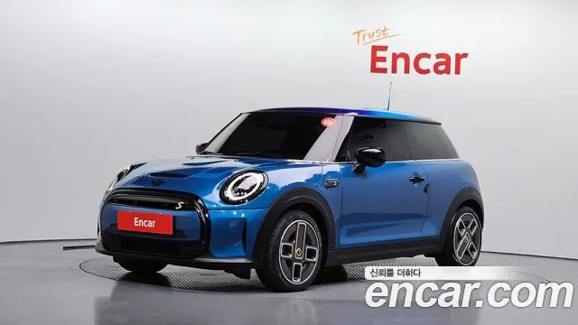MINI COOPER ELECTRIC 2022 — 45 786 км, синий, Корея — под ключ — фото 1