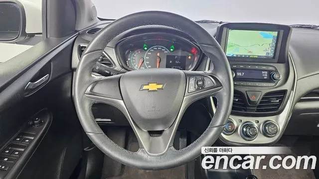 CHEVROLET SPARK 2016 — 127 775 км, белый, Корея — под ключ — фото 12