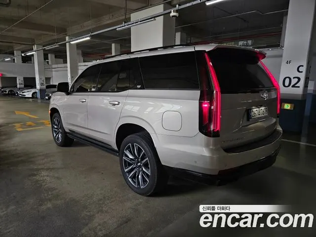 CADILLAC ESCALADE 2021 — 22 189 км, светло-золотистый, Корея — под ключ — фото 2
