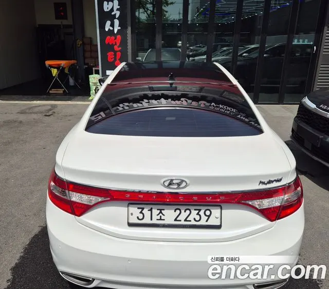 HYUNDAI GRANDEUR HYBRID 2015 — 192 213 км, белый, Корея — под ключ — фото 4