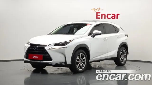 LEXUS NX300H 2017