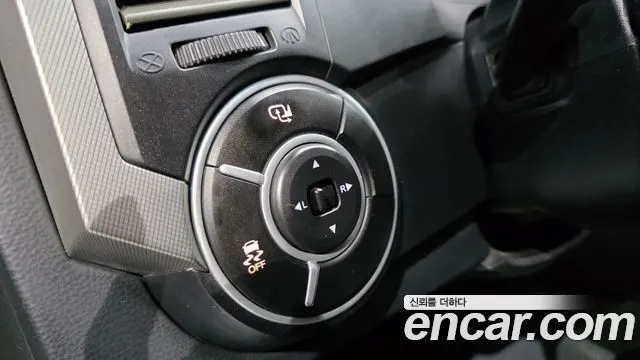 KGM KORANDO SPORTS 2013 — 193 307 км, серебристо-серый, Корея — под ключ — фото 12