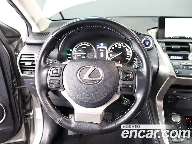 LEXUS NX300H 2017 — 149 065 км, светло-золотистый, Корея — под ключ — фото 8