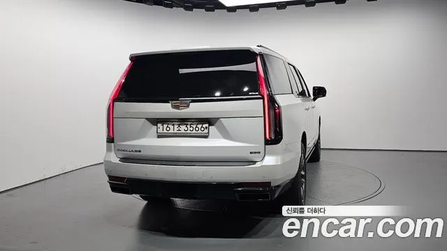 CADILLAC ESCALADE 2023 — 45 324 км, белый, Корея — под ключ — фото 4