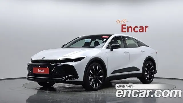 Toyota Crown Crossover — из Кореи под ключ
