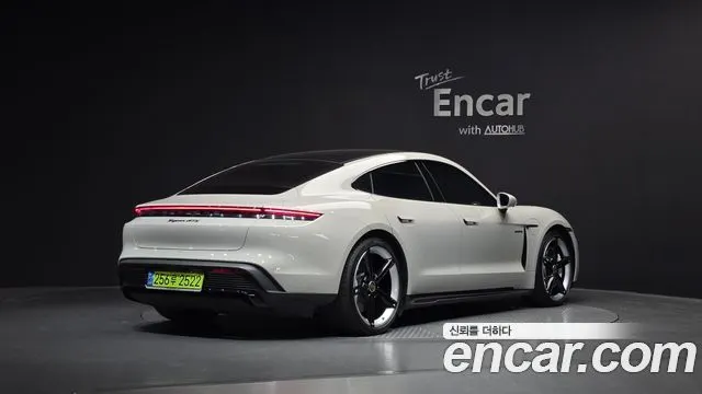 PORSCHE TAYCAN — из Кореи под ключ
