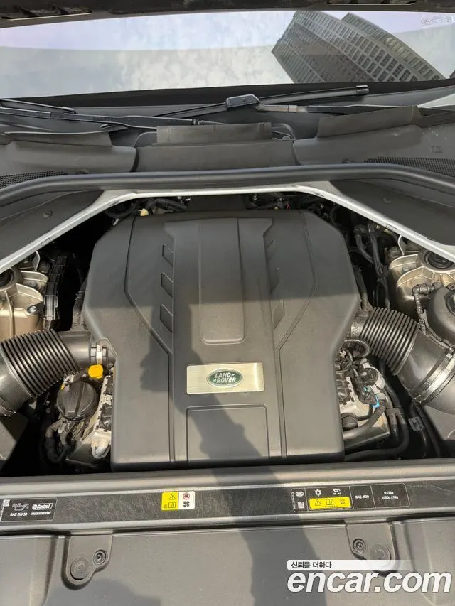 LAND ROVER RANGE ROVER (5 ПОК.) 2023 — 75 000 км, светло-золотистый, Корея — под ключ — фото 6
