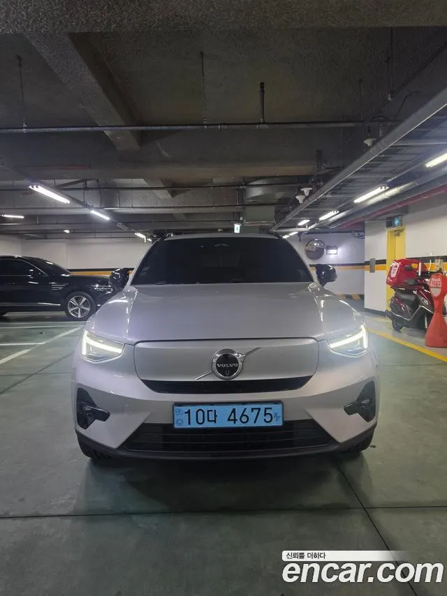 VOLVO XC40 RECHARGE 2024 — 12 700 км, серебристый, Корея — под ключ — фото 3