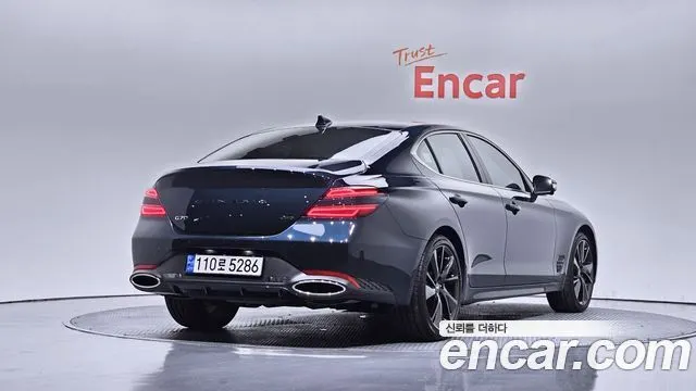 GENESIS G70 2022 — 9 811 км, тёмно-зелёный, Корея — под ключ — фото 2