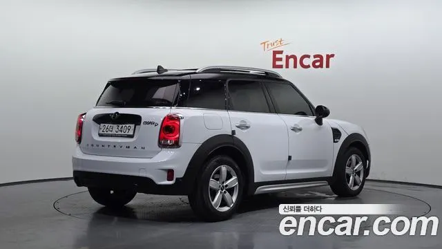 MINI COOPER D COUNTRYMAN 2018 — 68 244 км, белый, Корея — под ключ — фото 2