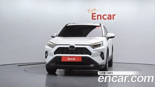 TOYOTA RAV4 2019 — 68 820 км, белый, Корея — под ключ — фото 3