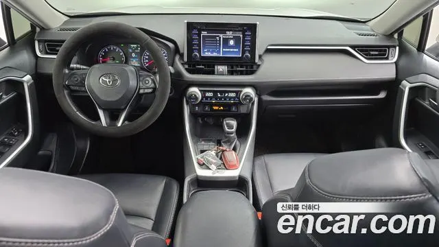 TOYOTA RAV4 2019 — 68 820 км, белый, Корея — под ключ — фото 7