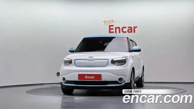 KIA SOUL 2018 — 62 965 км, белый, Корея — под ключ — фото 3