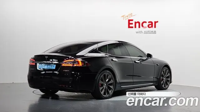 TESLA MODEL S 2019 — 120 812 км, чёрный, Корея — под ключ — фото 1