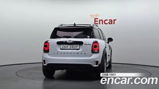 MINI COOPER D COUNTRYMAN 2018 — 68 244 км, белый, Корея — под ключ — фото 4