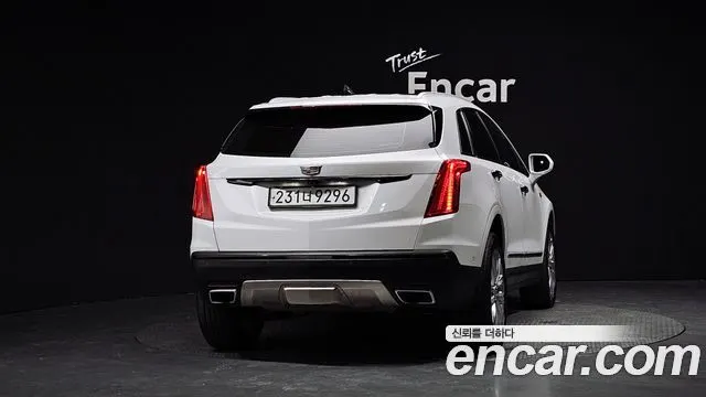 CADILLAC XT5 2018 — 116 833 км, белый, Корея — под ключ — фото 4