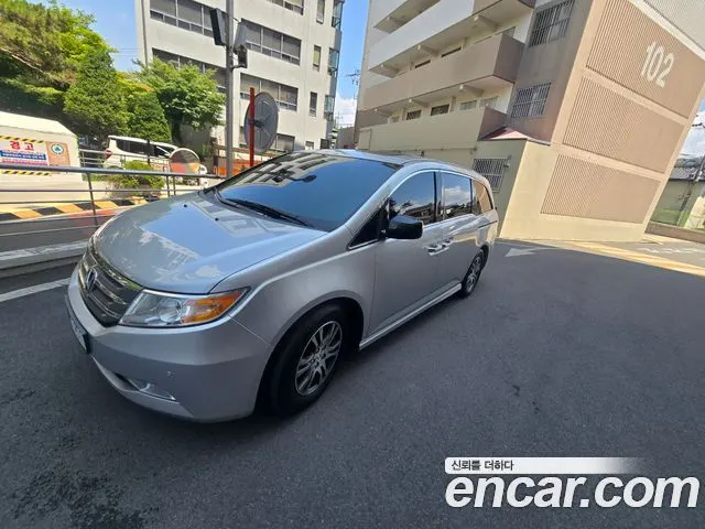 HONDA ODYSSEY 2013 — 220 000 км, серебристо-серый, Корея — под ключ — фото 5
