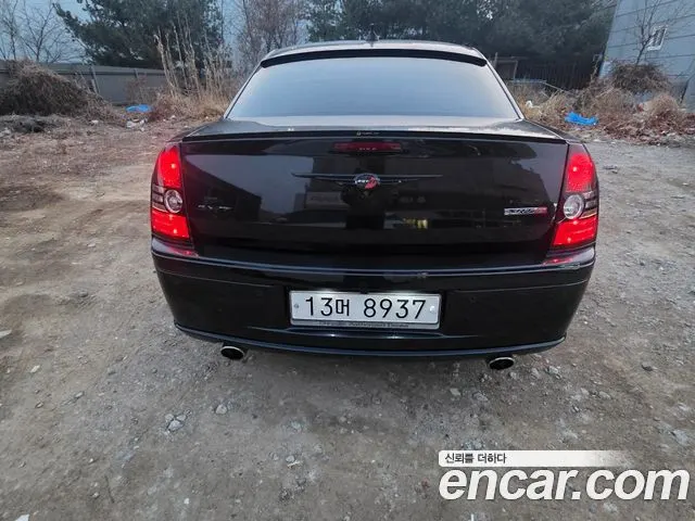 CHRYSLER 300C 2008 — 271 000 км, чёрный, Корея — под ключ — фото 2