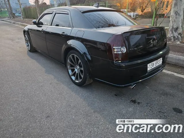 CHRYSLER 300C 2008 — 271 000 км, чёрный, Корея — под ключ — фото 9