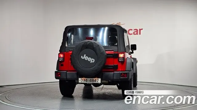 JEEP WRANGLER (JK) 2017 — 82 133 км, красный, Корея — под ключ — фото 4