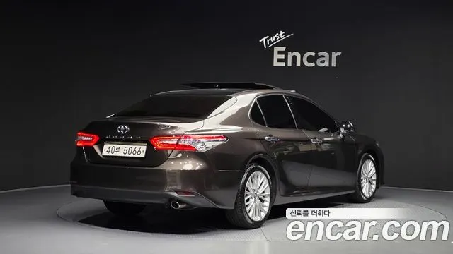 TOYOTA CAMRY 2019 — 76 645 км, коричневый, Корея — под ключ — фото 2