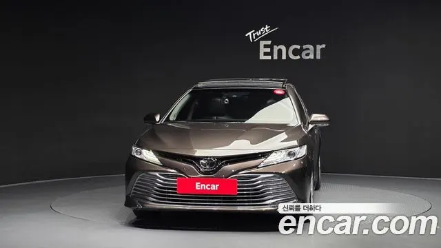 TOYOTA CAMRY 2019 — 76 645 км, коричневый, Корея — под ключ — фото 3
