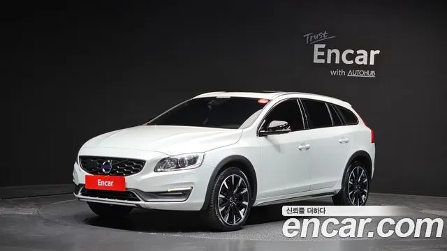 VOLVO V60 CROSS COUNTRY — из Кореи под ключ