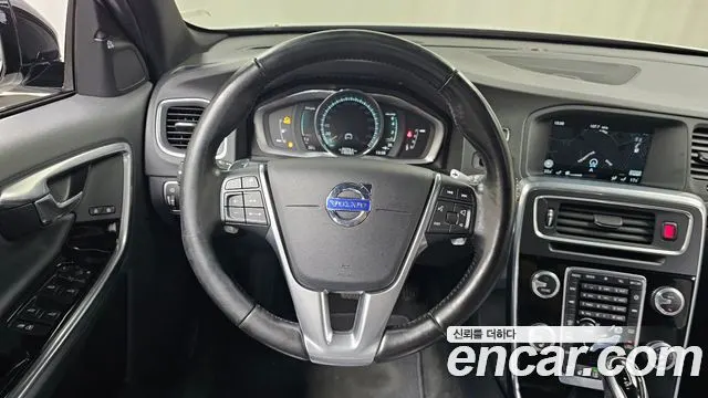 VOLVO V60 CROSS COUNTRY 2016 — 145 581 км, белый, Корея — под ключ — фото 12