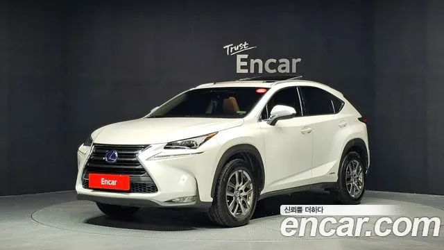 LEXUS NX300H — из Кореи под ключ