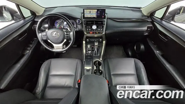 LEXUS NX300H 2019 — 128 692 км, серебристо-серый, Корея — под ключ — фото 7