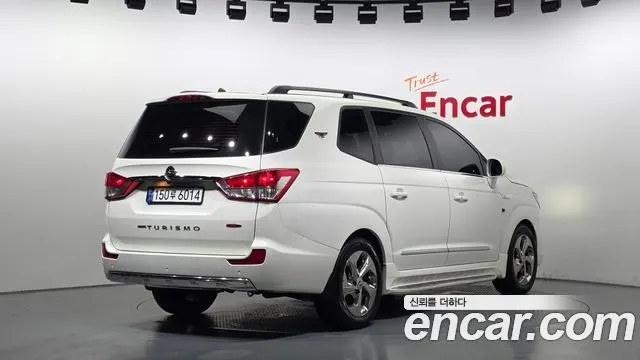 KGM KORANDO TURISMO 2019 — 60 816 км, белый, Корея — под ключ — фото 2
