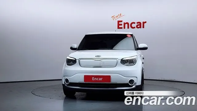 KIA SOUL 2018 — 93 040 км, белый, Корея — под ключ — фото 3