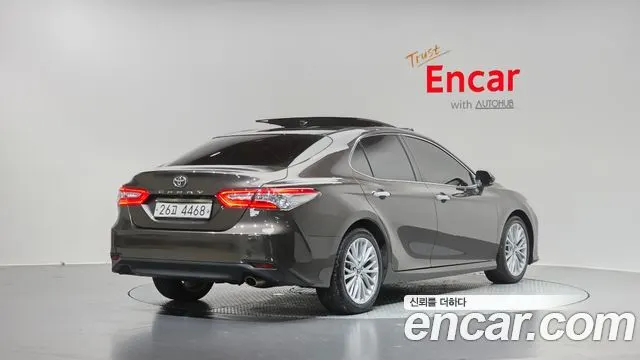 TOYOTA CAMRY 2019 — 86 055 км, коричневый, Корея — под ключ — фото 2