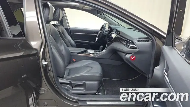 TOYOTA CAMRY 2019 — 86 055 км, коричневый, Корея — под ключ — фото 11