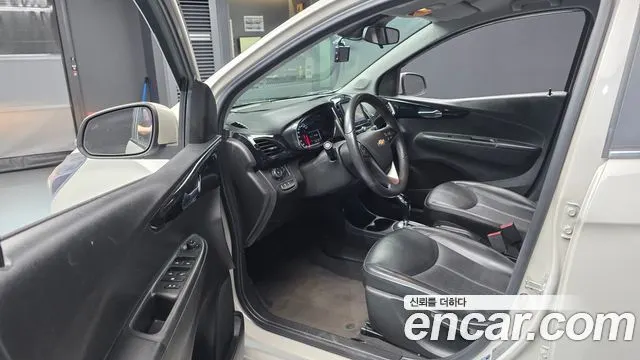 CHEVROLET SPARK 2016 — 91 566 км, белый-перламутр, Корея — под ключ — фото 10