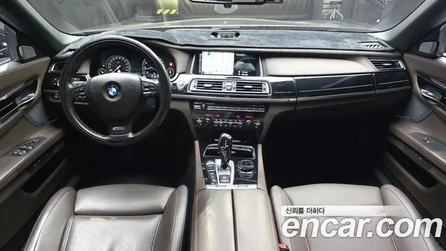 BMW 7 SERIES 2015 — 145 511 км, чёрный, Корея — под ключ — фото 7