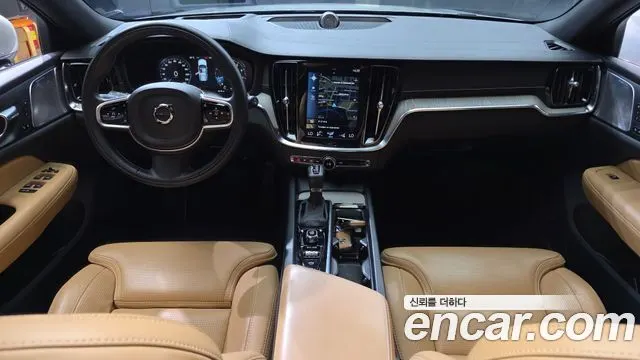 VOLVO V60 CROSS COUNTRY 2020 — 84 104 км, серебристо-серый, Корея — под ключ — фото 7