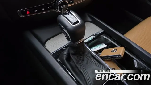 VOLVO V60 CROSS COUNTRY 2020 — 84 104 км, серебристо-серый, Корея — под ключ — фото 9