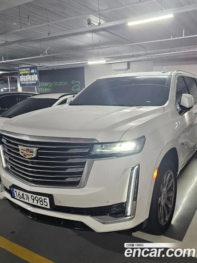 CADILLAC ESCALADE 2022