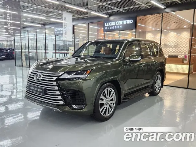 LEXUS LX 2025 — 4 850 км, бежевый, Корея — под ключ — фото 1