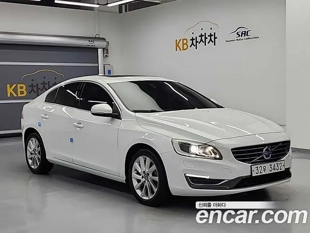 VOLVO S60 2015 — 112 933 км, белый, Корея — под ключ — фото 4