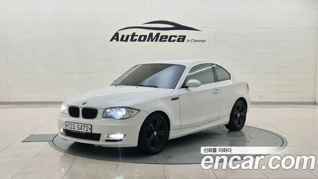 BMW 1 SERIES 2009 — 243 720 км, белый, Корея — под ключ — фото 12