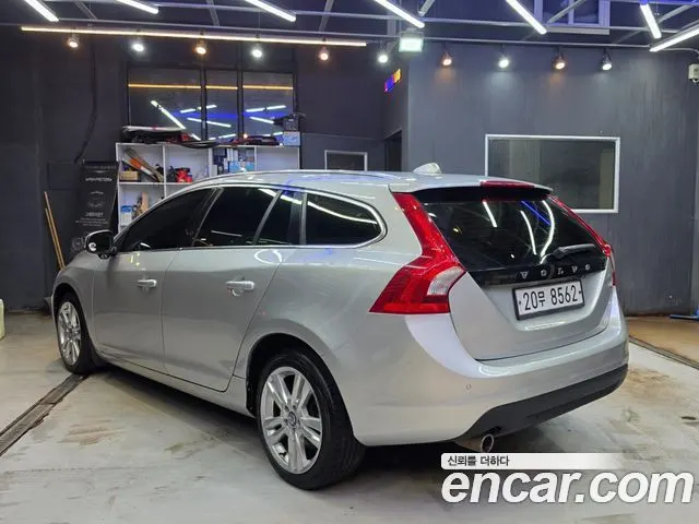 VOLVO V60 2012 — 254 000 км, серебристый, Корея — под ключ — фото 6