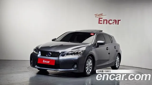 LEXUS CT200H 2013