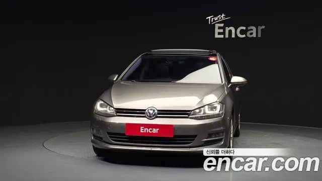 VOLKSWAGEN GOLF 2015 — 148 883 км, серебристо-серый, Корея — под ключ — фото 3